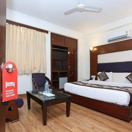 Capital O 5331 Zara Grand New Delhi Buitenkant foto
